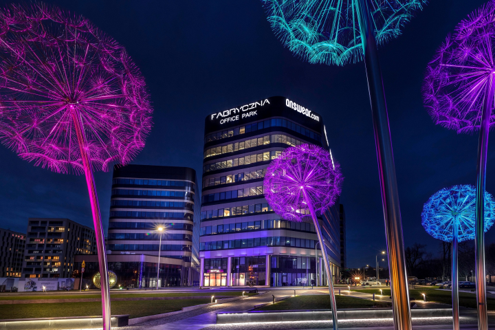 /uploads/posts/c9dc960a254f50431bc14171bbc6fb7abab66218/images/Fabryczna Office Park_Kraków.png